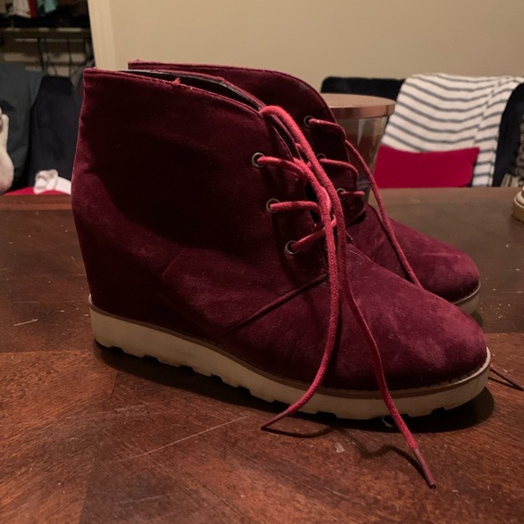 Dollhouse velvet wedges - Picture 2 of 5